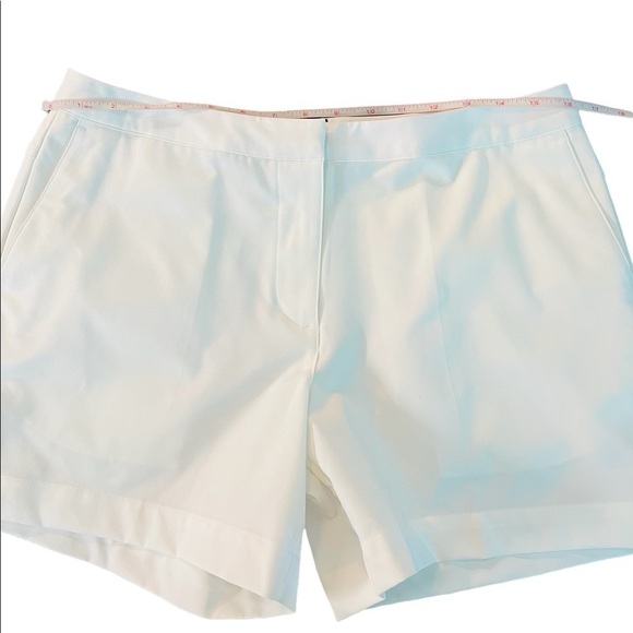 ADIDAS WOMENS WHITE ATHLETIC SHORTS SIZE 10 - Picture 9 of 12